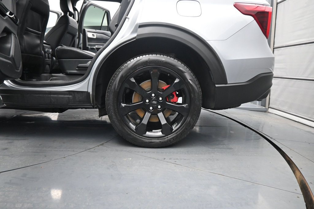 Certified 2023 Ford Explorer ST w/ Equipment Group 401A AWD/4WD image 24