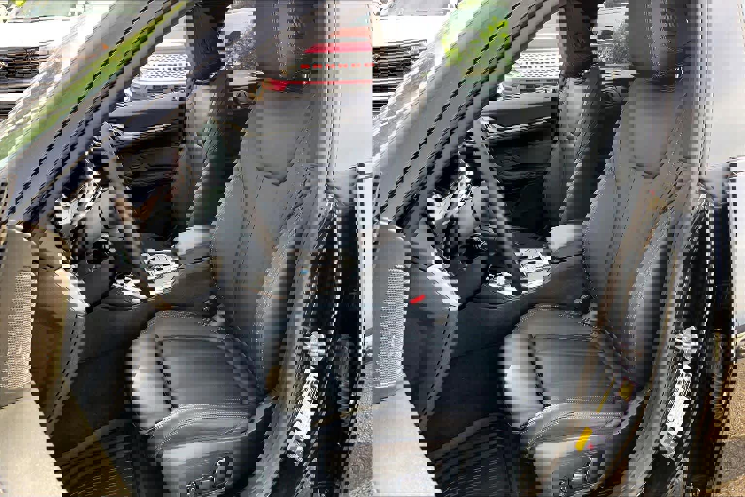 Used 2024 BMW i4 M50 w/ Premium Package image 9