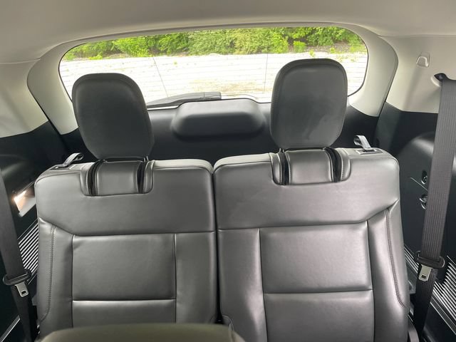 Certified 2025 Ford Explorer Active w/ Active Comfort Package AWD/4WD image 22