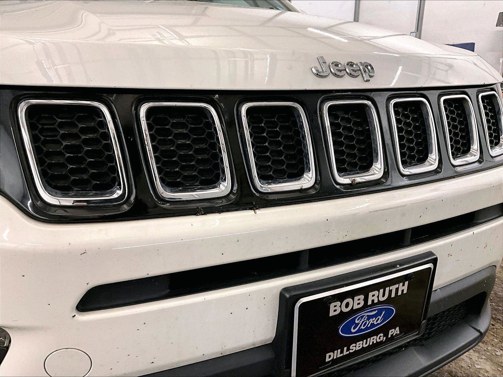Used 2019 Jeep Compass Latitude w/ Cold Weather Group image 29