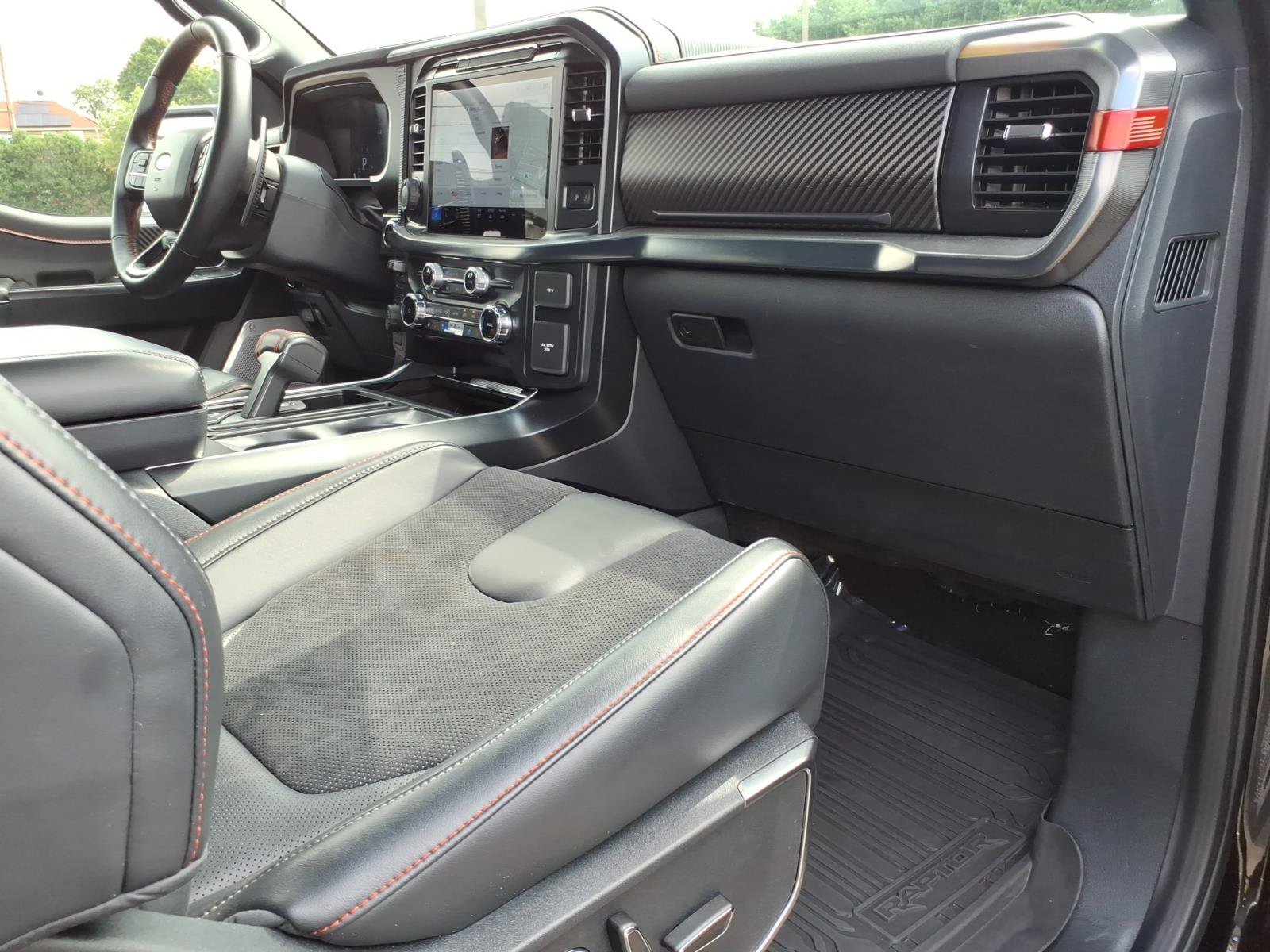 Certified 2025 Ford F150 Raptor AWD/4WD image 9