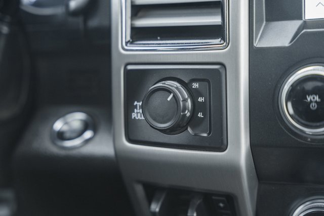 Certified 2021 Ford F350 Platinum image 30