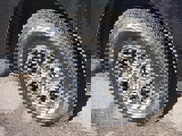 Certified 2025 Ford Expedition Active image 8