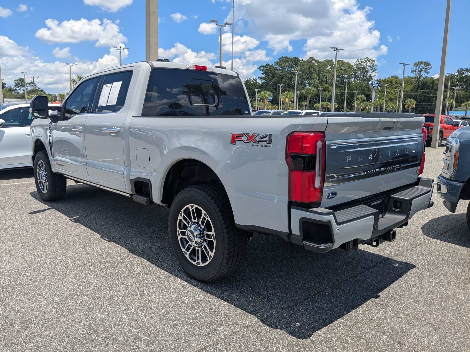 Certified 2026 Ford F350 Platinum w/ Platinum Plus Package AWD/4WD image 6