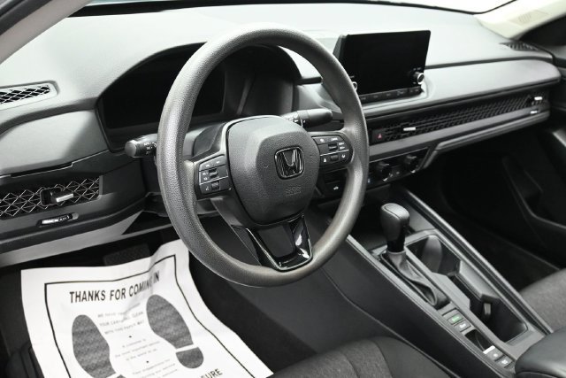 Used 2024 Honda Accord EX image 15