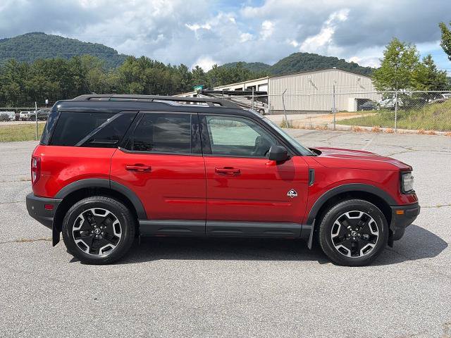 Certified 2024 Ford Bronco Sport Outer Banks w/ Tech Package AWD/4WD image 2