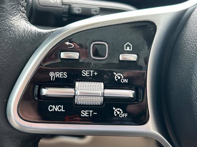 Used 2023 Mercedes-Benz GLB 250 image 27