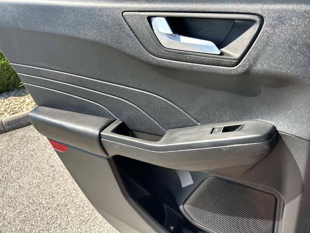 Certified 2025 Ford Escape ST-Line AWD/4WD image 17