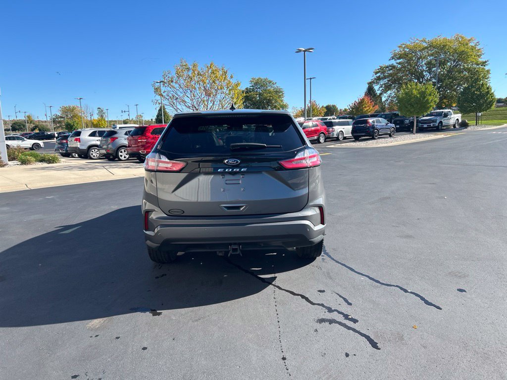 Certified 2024 Ford Edge ST-Line w/ Class II Trailer Tow Package AWD/4WD image 5