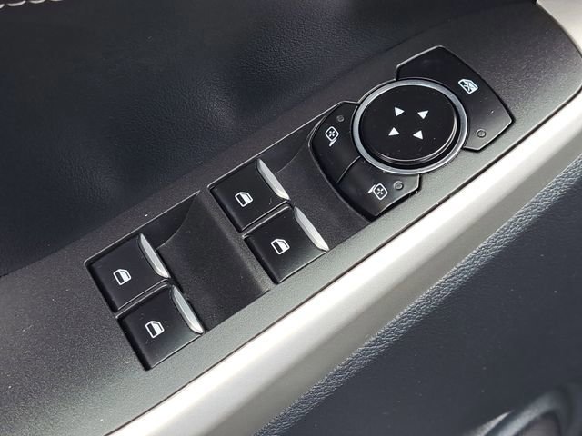 Certified 2022 Ford Explorer XLT w/ Equipment Group 202A image 23