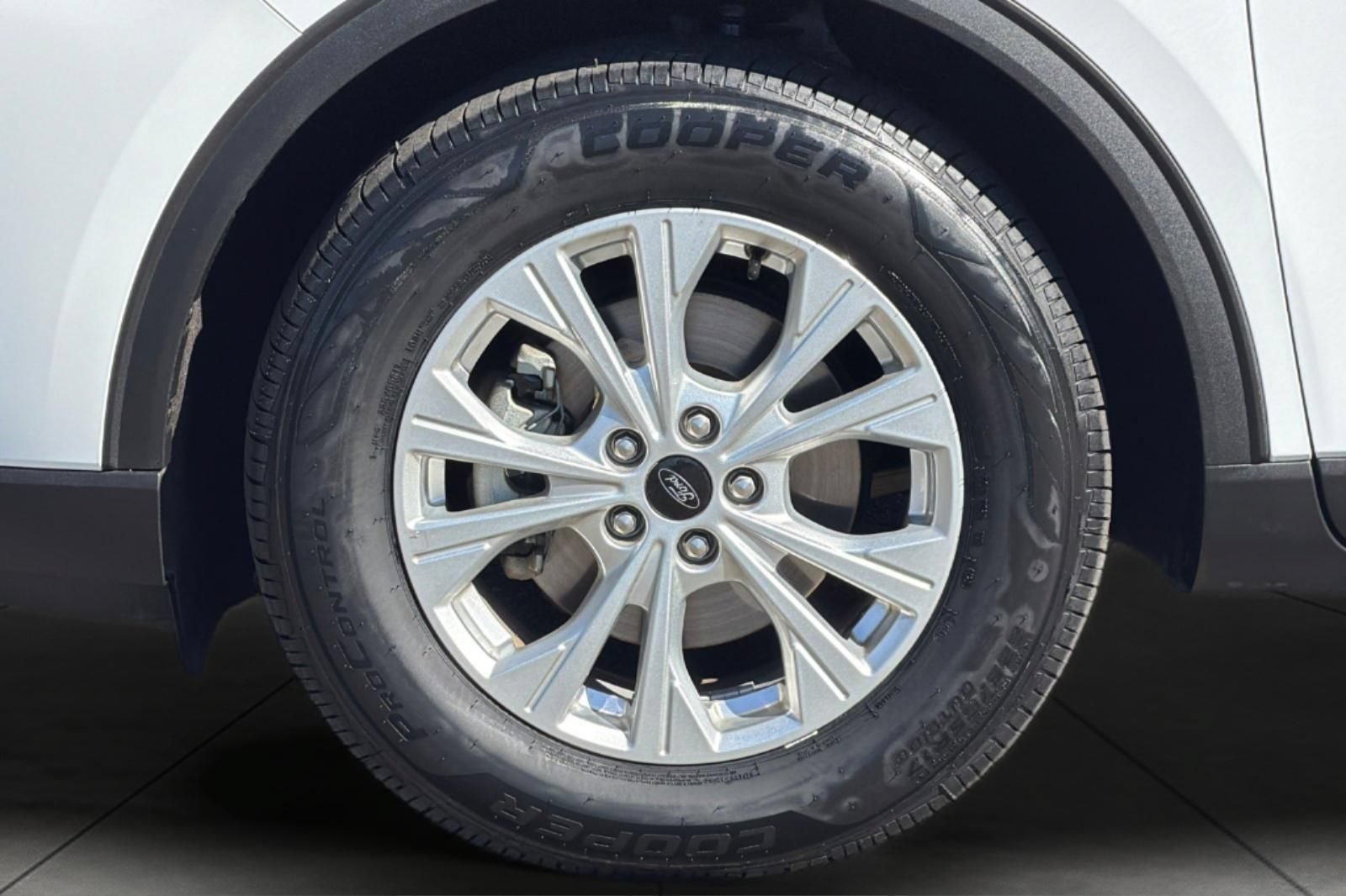 Certified 2024 Ford Escape Active AWD/4WD image 13
