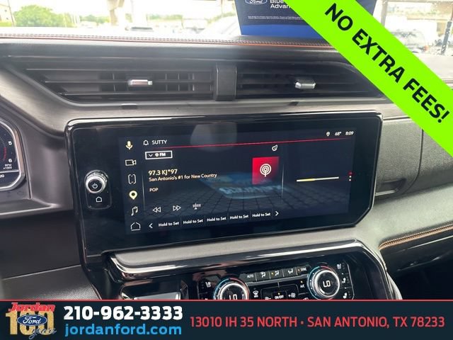Used 2025 GMC Sierra 1500 AT4 w/ AT4 Premium Package AWD/4WD image 23