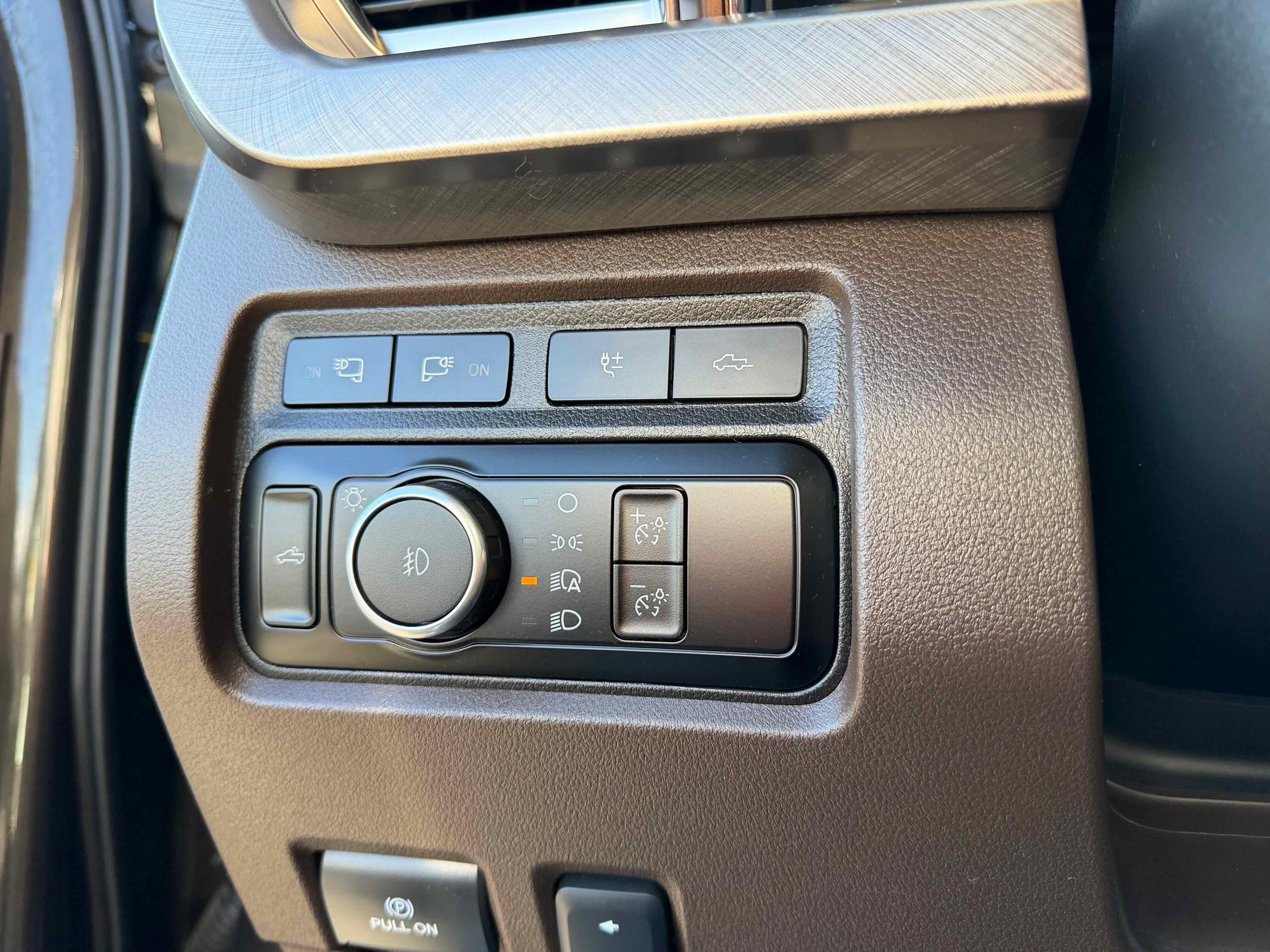 Certified 2024 Ford F350 King Ranch w/ Chrome Package image 26