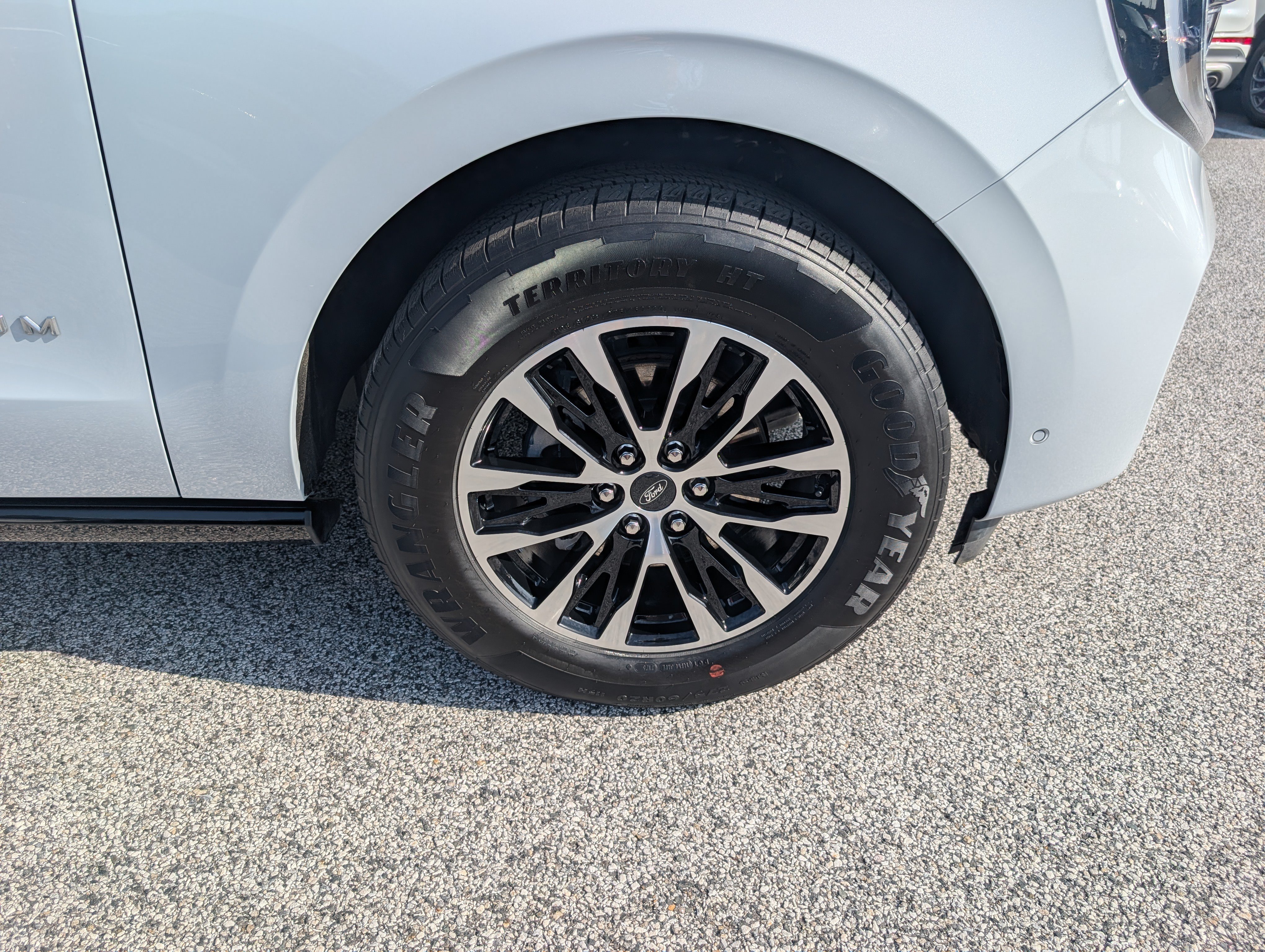 Certified 2025 Ford Expedition Max Platinum AWD/4WD image 11