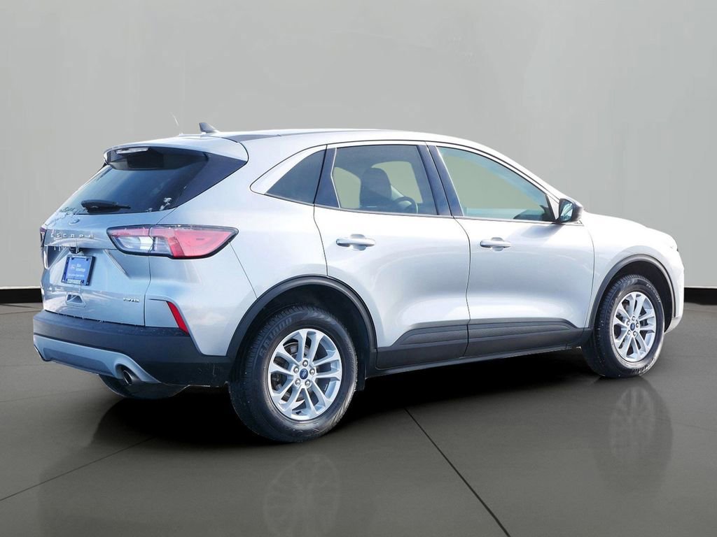 Certified 2022 Ford Escape SE w/ Convenience Package image 2
