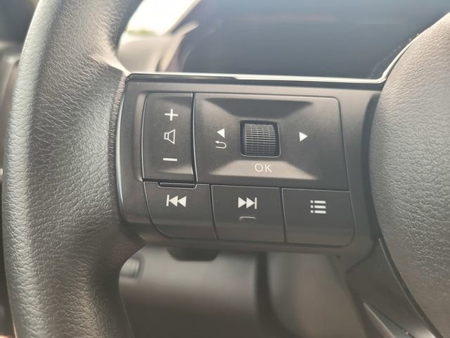 Used 2022 Nissan Pathfinder S image 26