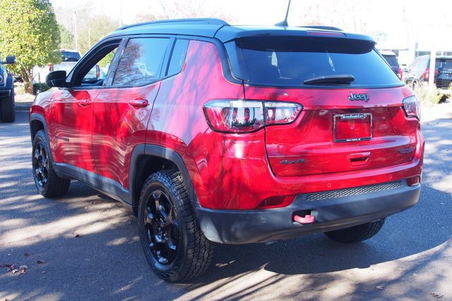 Used 2023 Jeep Compass Trailhawk image 3