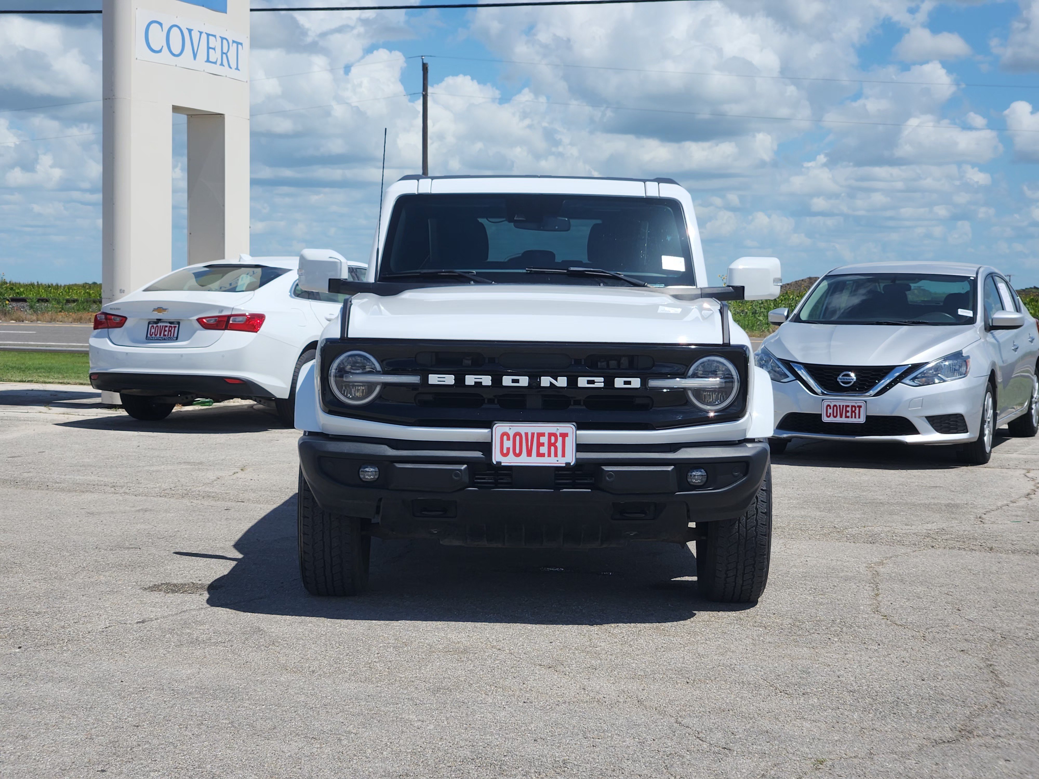 Certified 2024 Ford Bronco Outer Banks AWD/4WD image 2