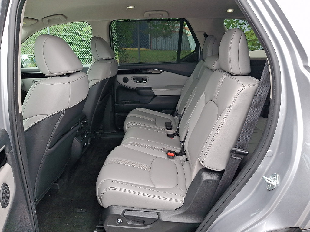 Used 2023 Honda Pilot EX-L image 11