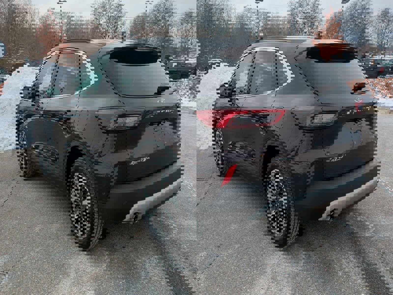 Certified 2023 Ford Escape Platinum w/ Premium Technology Package image 6