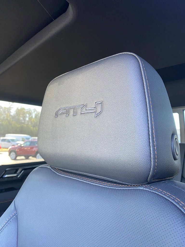 Used 2026 GMC Sierra 2500 AT4 w/ AT4 Premium Plus Package image 21
