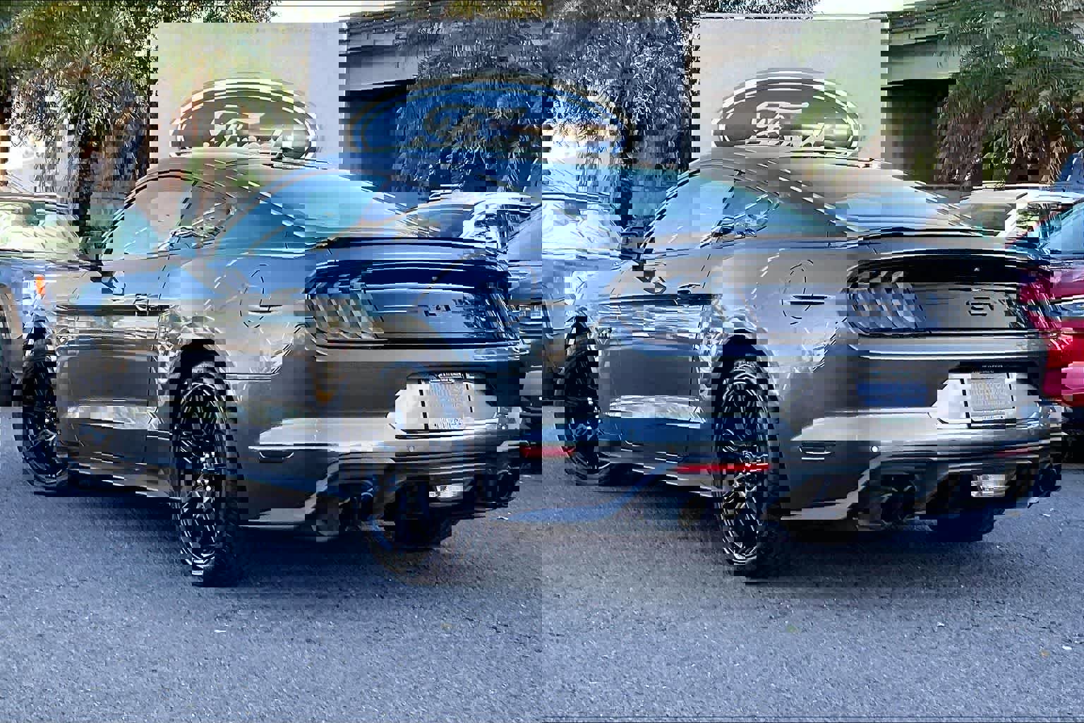 Certified 2019 Ford Mustang GT Premium w/ Black Accent Package image 4