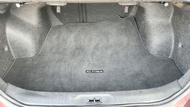 Used 2024 Nissan Altima 2.5 SV FWD image 26