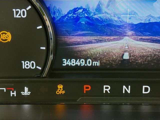 Certified 2021 Ford Escape SE image 12