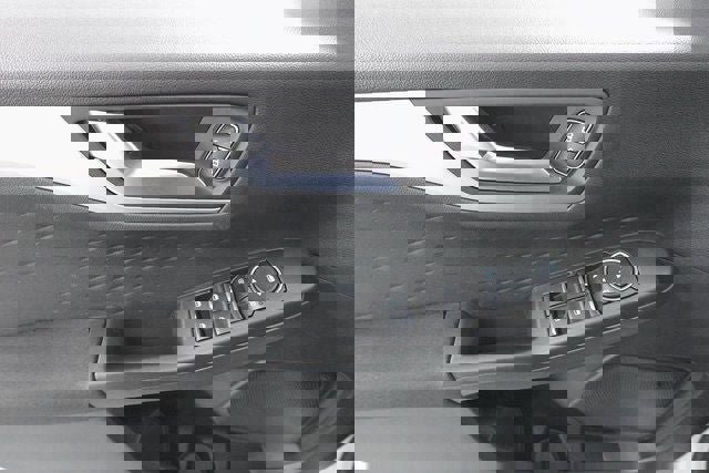 Certified 2020 Ford Escape SE Sport image 9