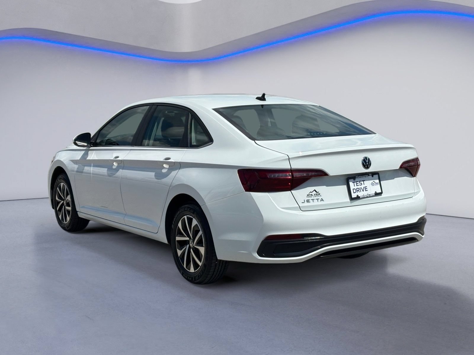 Used 2023 Volkswagen Jetta S FWD image 3