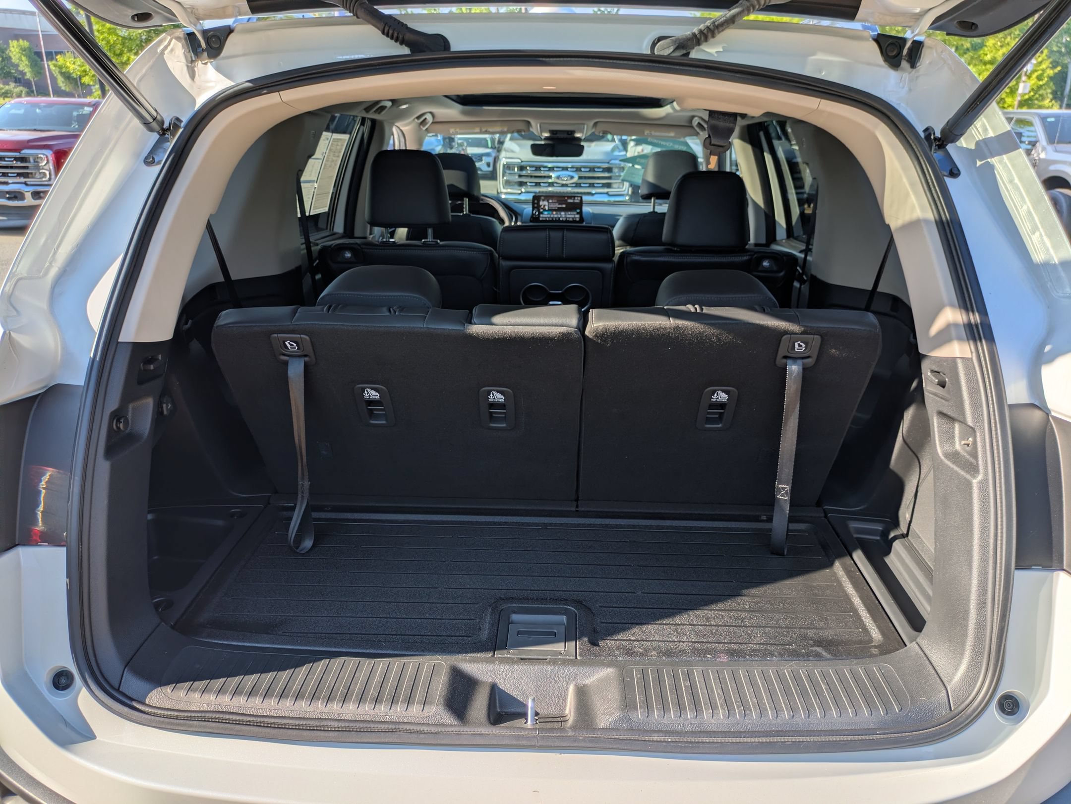 Used 2024 Honda Pilot Touring image 35