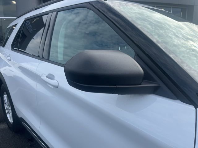 Certified 2025 Ford Explorer Active image 9