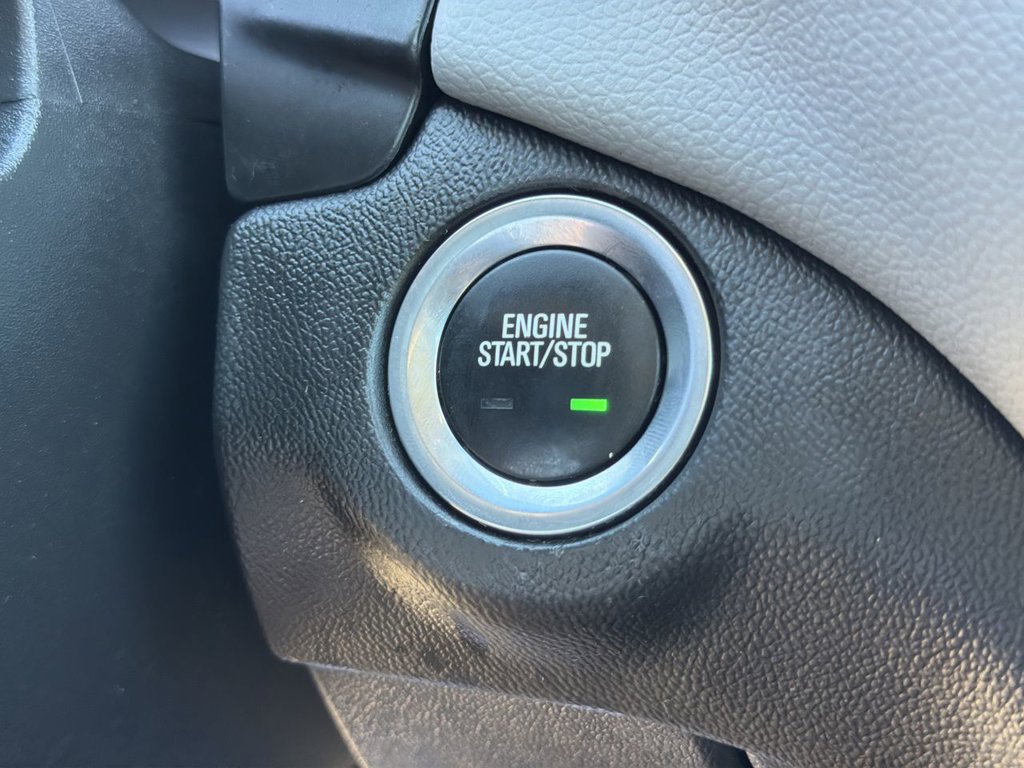 Used 2022 Chevrolet Equinox LS FWD image 18