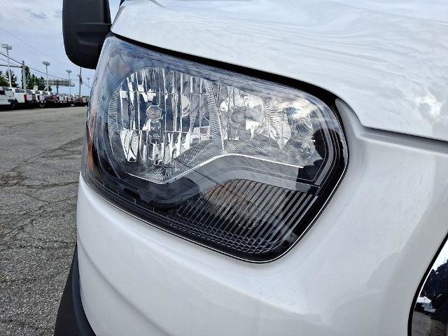 Certified 2025 Ford Transit 250 Low Roof w/ Exterior Upgrade Package RWD image 9