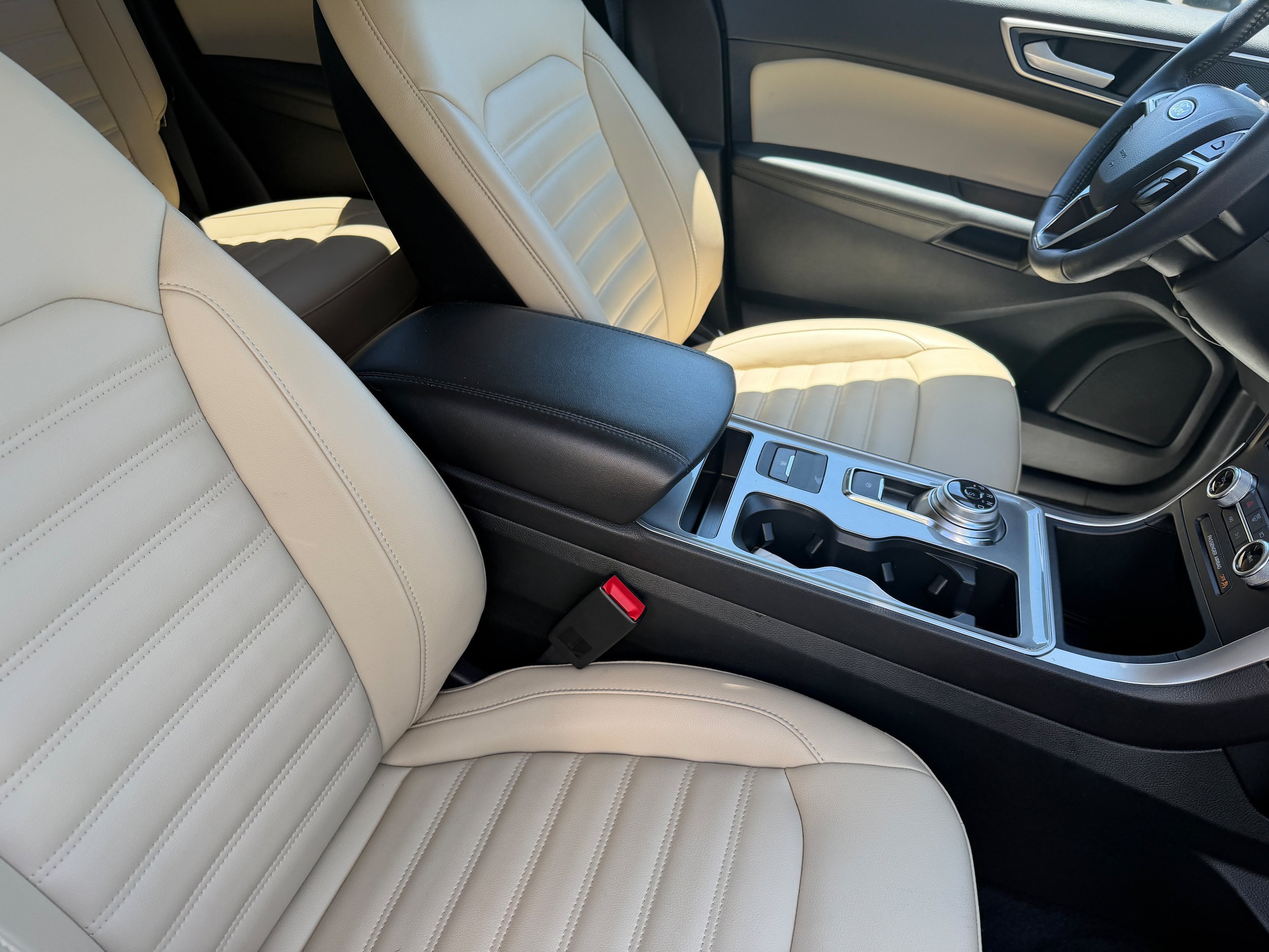 Certified 2024 Ford Edge SEL w/ Convenience Package AWD/4WD image 17