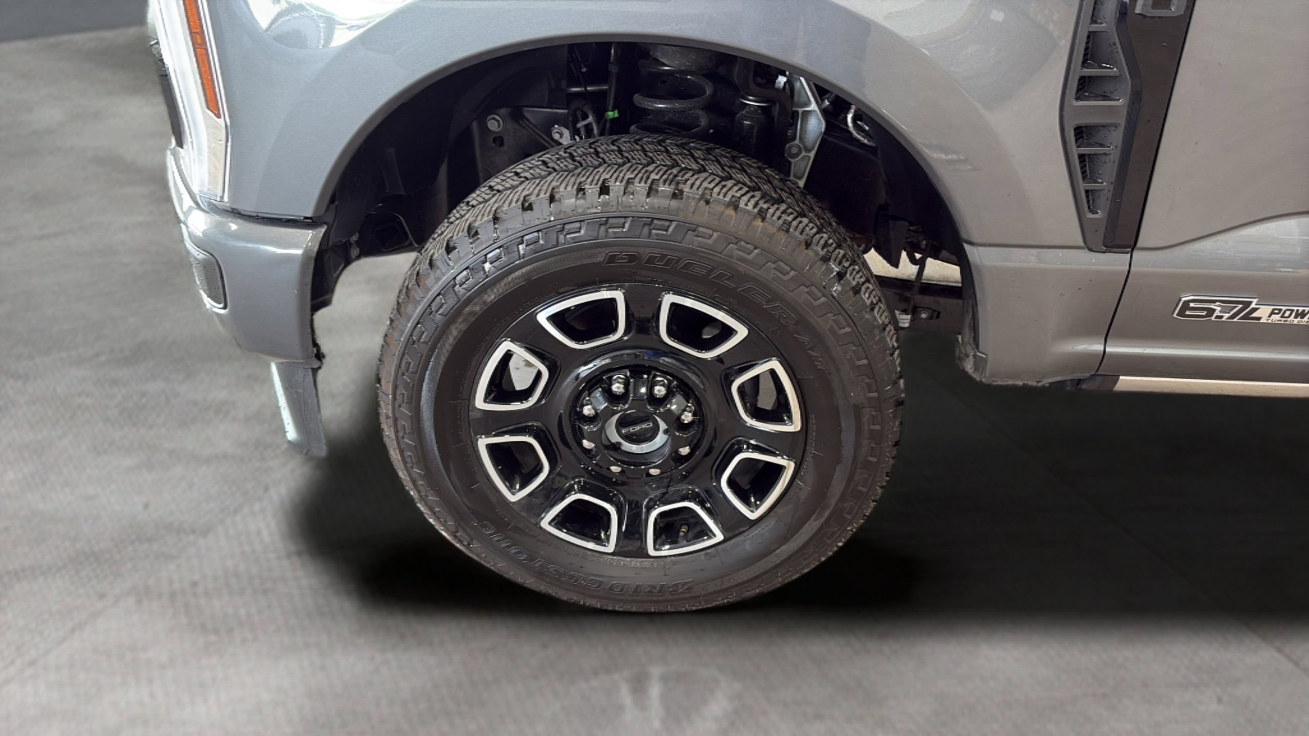 Certified 2026 Ford F250 Platinum w/ FX4 Off-Road Package AWD/4WD image 29