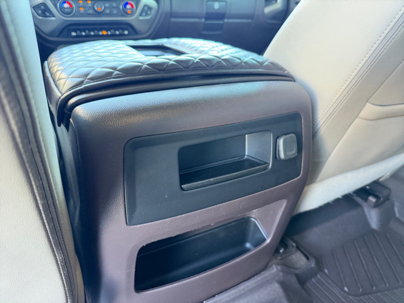 Used 2018 Chevrolet Silverado 1500 LTZ Z71 w/ LTZ Plus Package AWD/4WD image 20