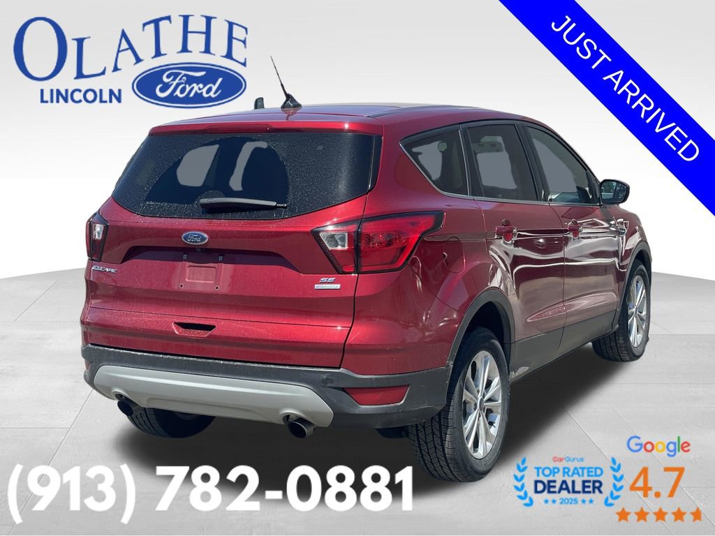 Certified 2019 Ford Escape SE FWD image 2