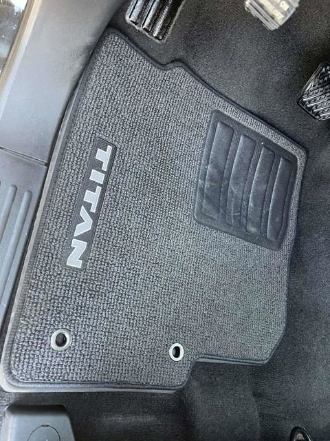 Used 2021 Nissan Titan SV w/ SV Convenience Package image 30