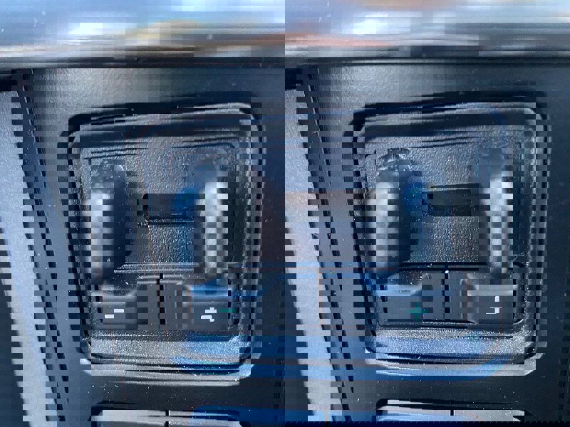 Certified 2023 Ford F150 Lariat w/ Equipment Group 502A High image 51