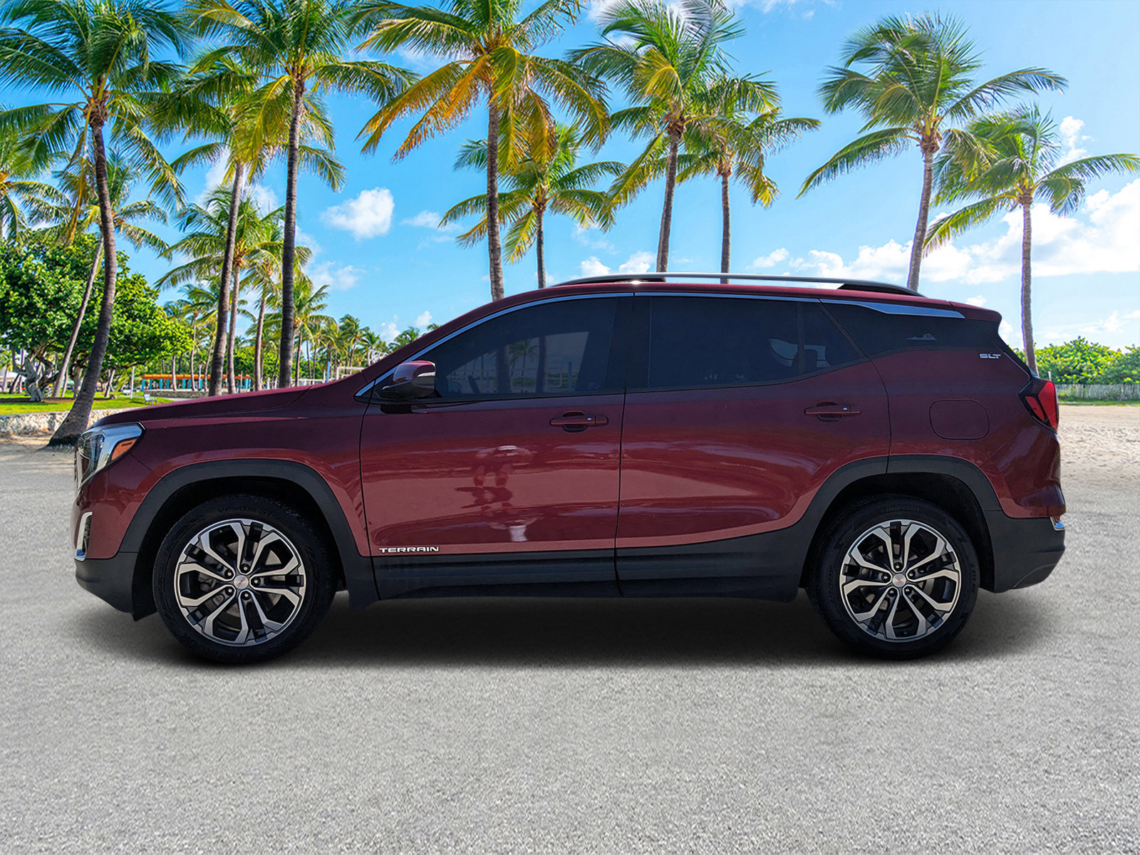 Used 2020 GMC Terrain SLT w/ Preferred Package image 2