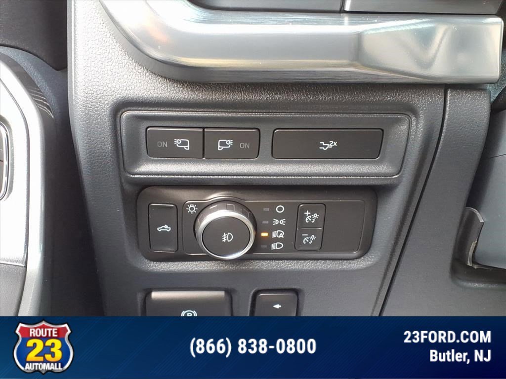 Certified 2022 Ford F150 Lariat w/ Equipment Group 502A High image 16