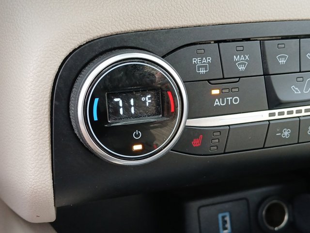 Certified 2020 Ford Escape Titanium AWD/4WD image 15