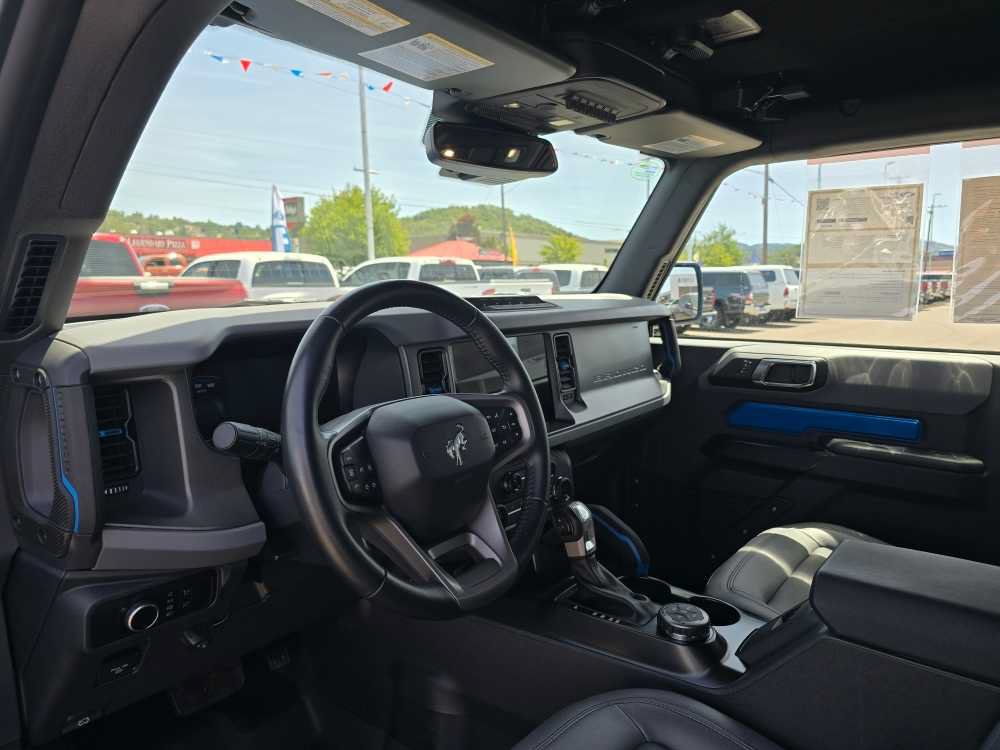 Certified 2024 Ford Bronco Black Diamond w/ Sasquatch Package AWD/4WD image 9