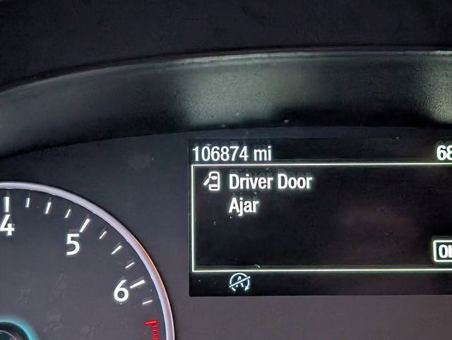 Certified 2021 Ford EcoSport SE w/ SE Appearance Package image 25