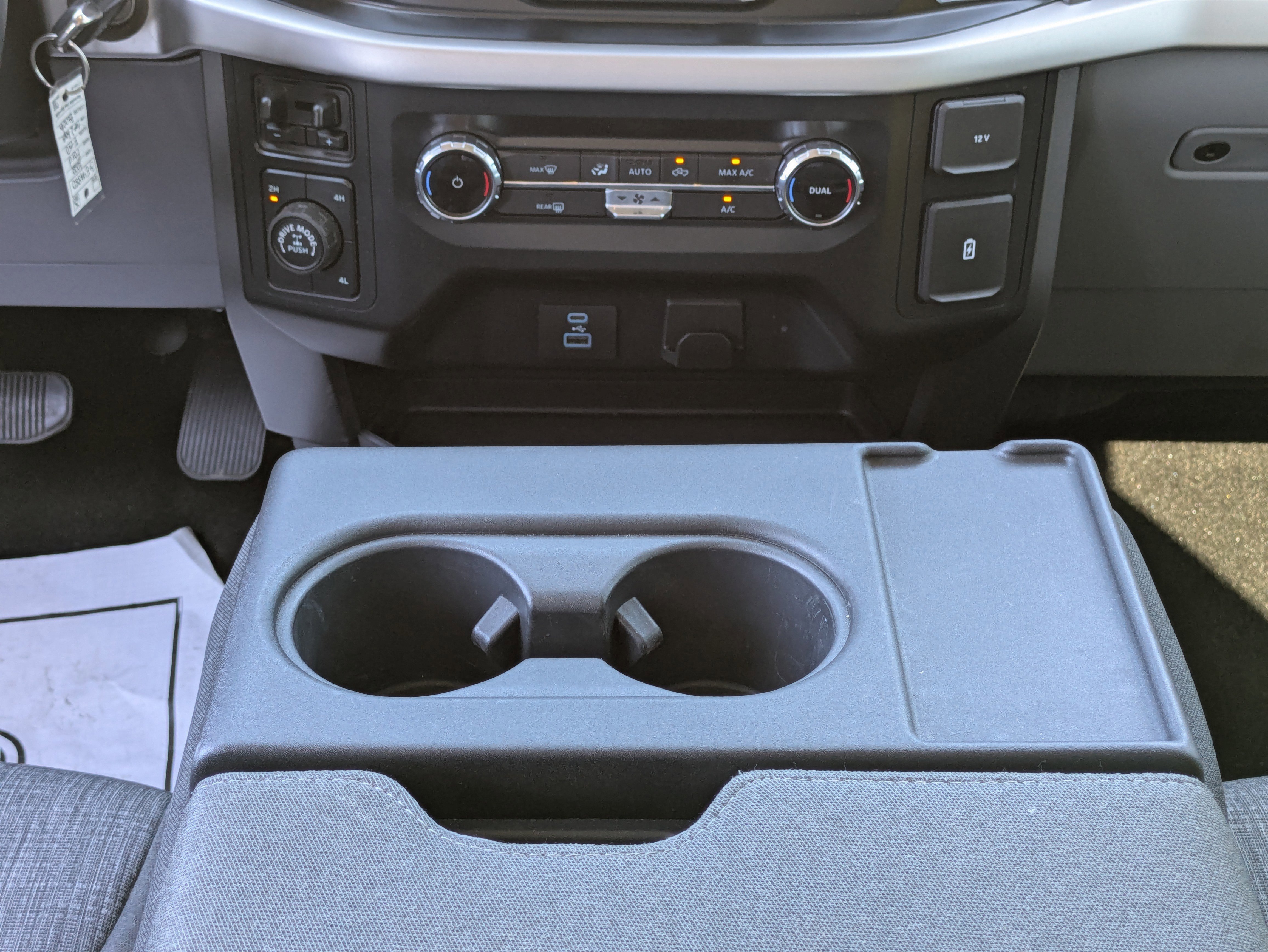 Certified 2022 Ford F150 XLT w/ Equipment Group 301A Mid image 20