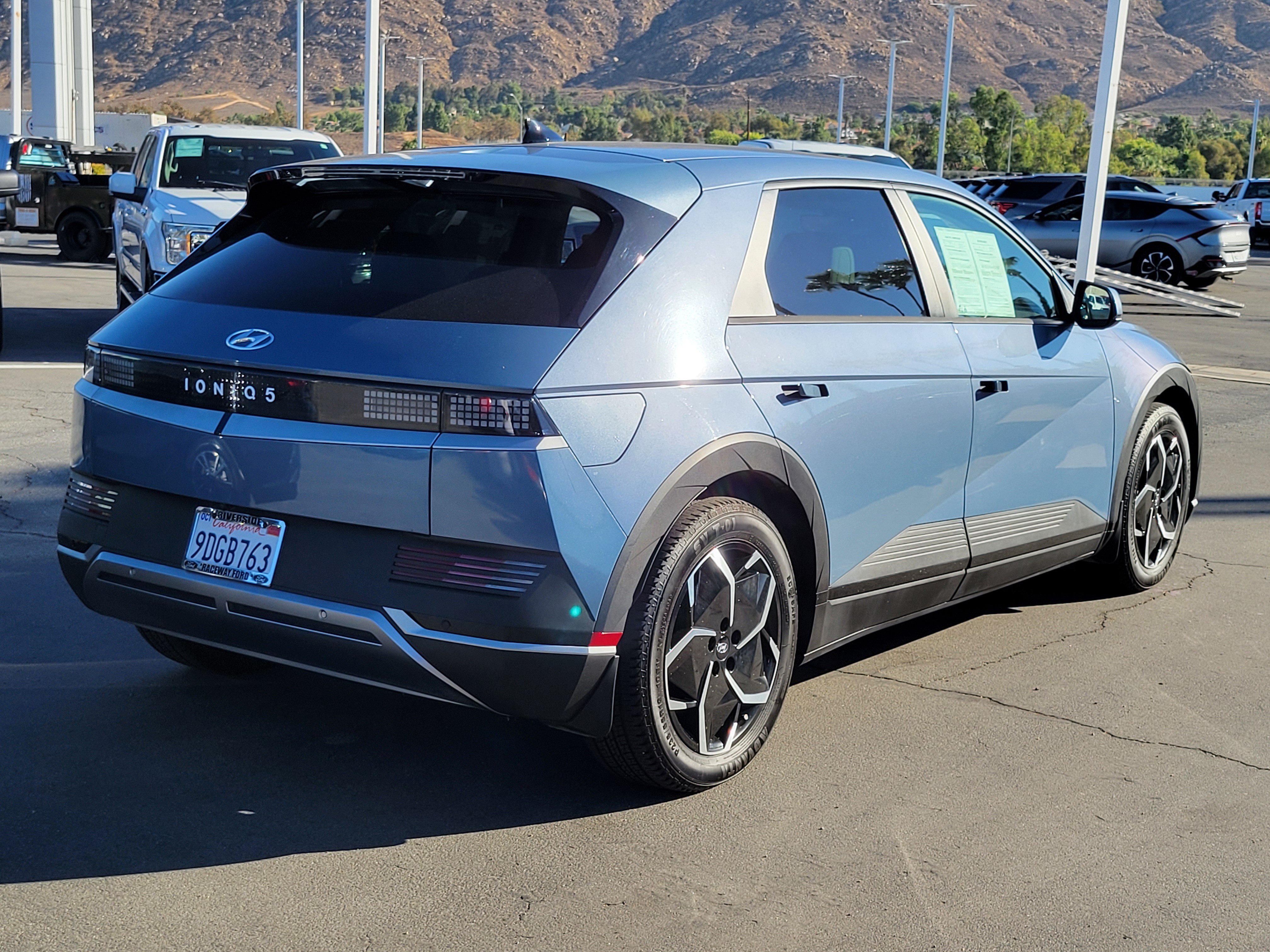 Used 2023 Hyundai Ioniq 5 SEL RWD image 2