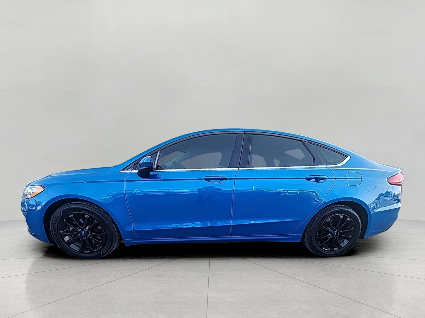 Certified 2020 Ford Fusion SE image 9