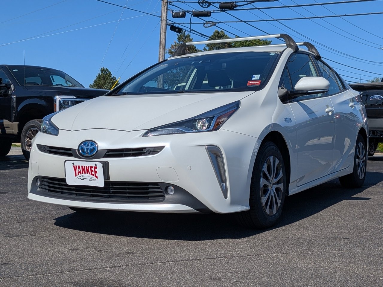 Used 2020 Toyota Prius LE w/ Carpet Mat Package AWD/4WD image 8