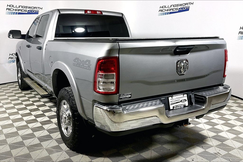Used 2022 RAM 2500 Tradesman w/ Chrome Appearance Group AWD/4WD image 8